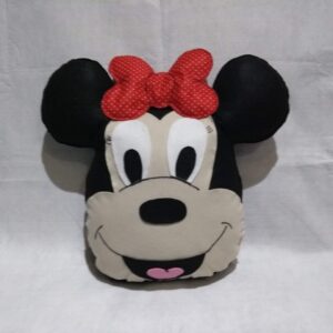 almofada em feltro minnie